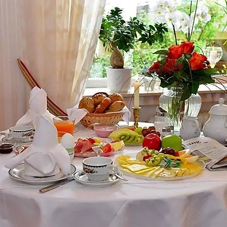 Hotel Marienhof 3*