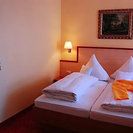Marienhof Hotel 3*