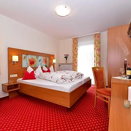 Marienhof Hotel 3*